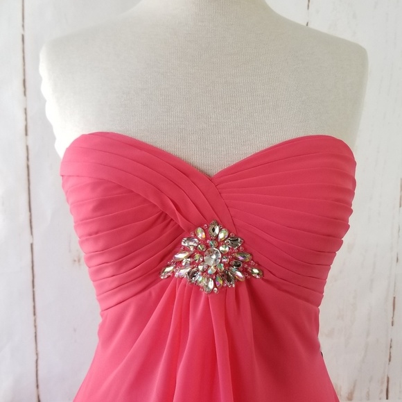 Alyce Paris Strapless Short Homecoming Dress - Picture 2 of 8